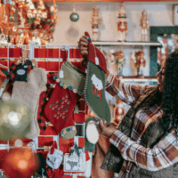 How to Keep Your Store Organized During the Holiday Rush